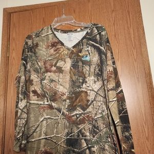 Ladies REALTREE AP Camo Long Sleeve V-Neck T-Shirt Womens  2XL Shirt, Soft